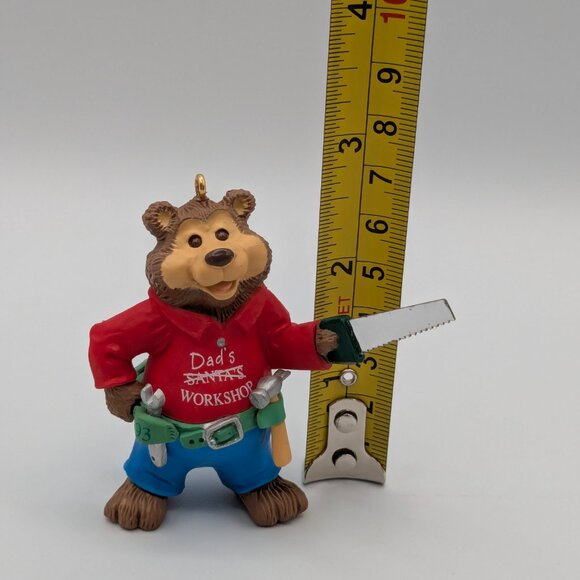 Hallmark Keepsake Dad Bear Ornament 1993 Toolbelt Dad/Santa's Workshop Theme - Picture 10 of 11